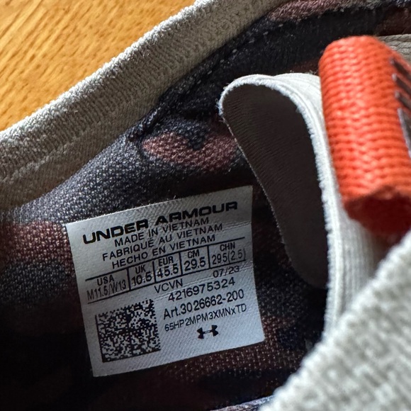 Under Armour Project Rock 6 Veteran’s Day Size 11.5 men’s shoes - Picture 8 of 8